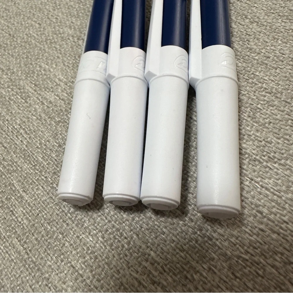 Yale, Columbia Pens